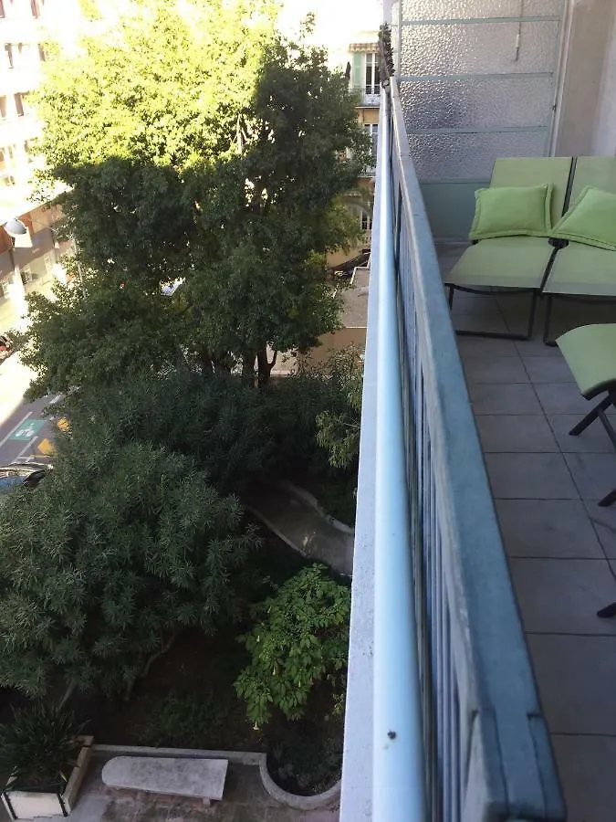 Appartement moderne 4p hypercentre de nice